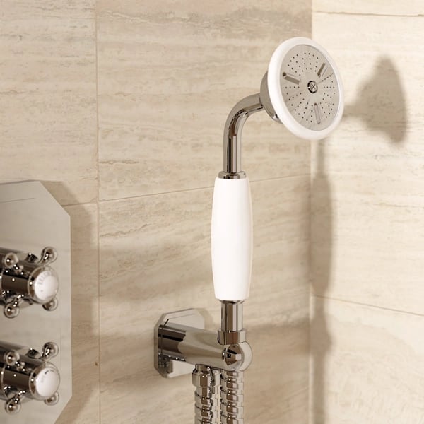 Belgravia Wall Outlet