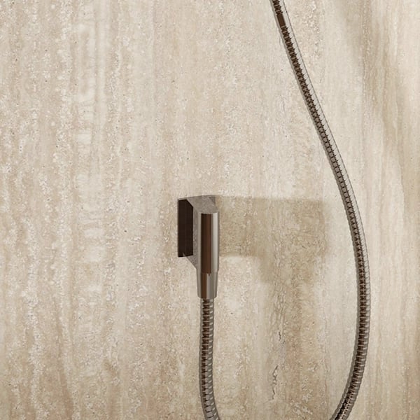 Wall Outlet Svelte Chrome